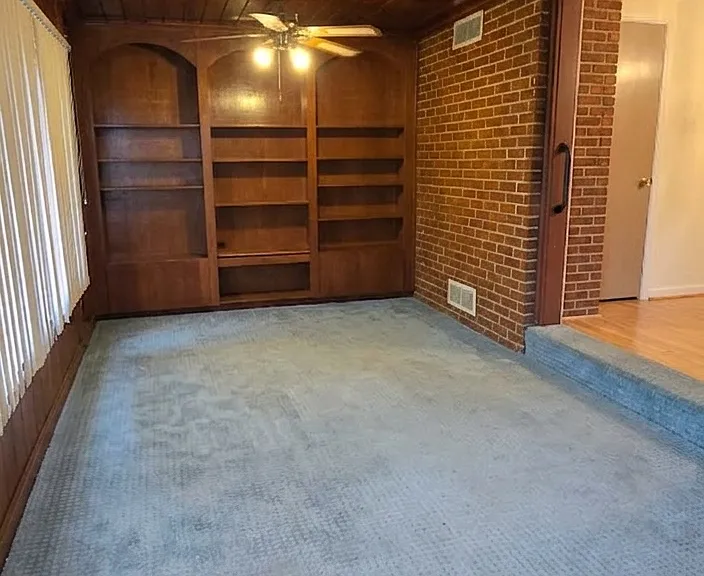 211 Ariola Ave — Photo 9