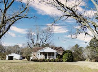 7110 McIntosh Rd, Oxford, AL 36203