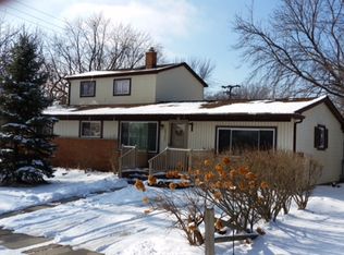 20305 Fremont St, Livonia, MI 48152