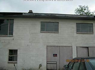 822 Crest Dr, Charleston, WV 25311