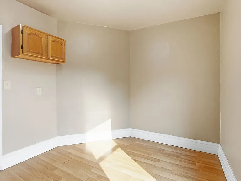 5816 Smithfield St #1 — Photo 5