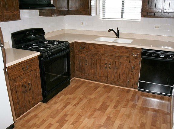 4th image of 2213 Wharf Dr APT 401