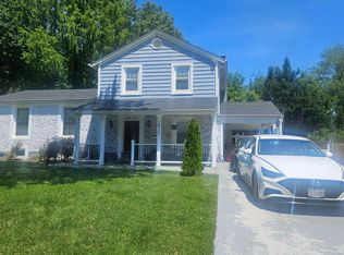 3913 Oak Hill Dr, Annandale, VA 22003