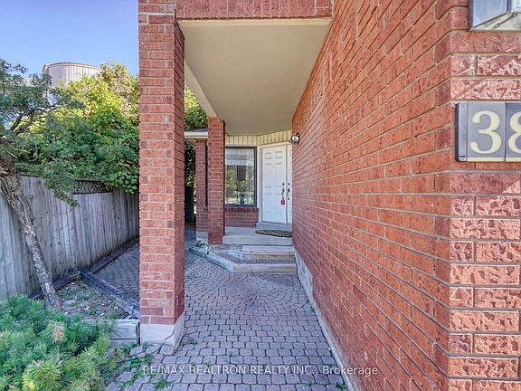 3rd image of 38 Kimbergate Way
