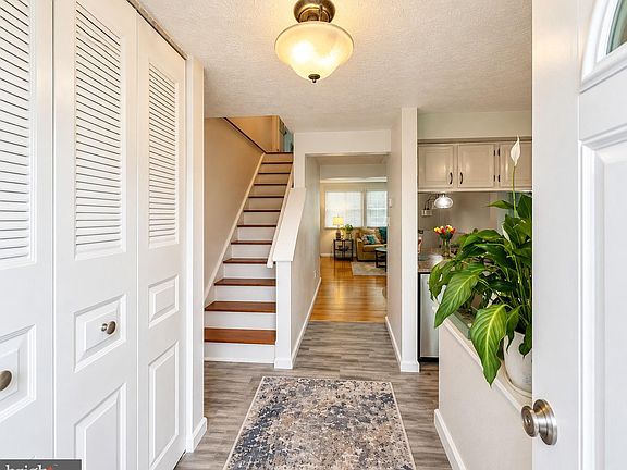 2nd image of 1 Farmcrest Ct