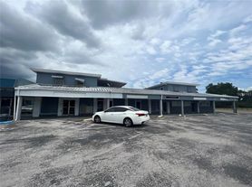 1407 N Betty Ln, Clearwater, FL