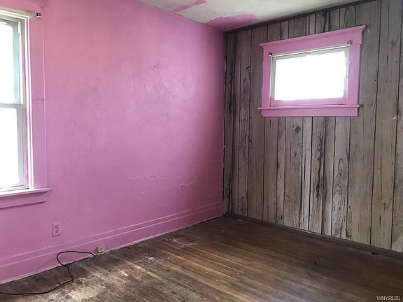 5th image of 48 Arden Ave