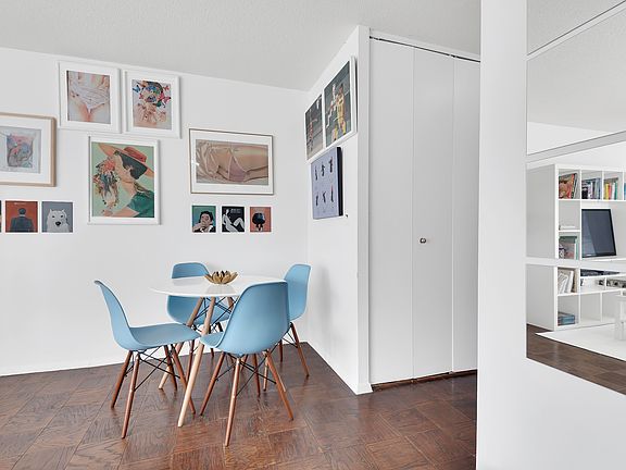 3rd image of 301 E 45th St APT 16C