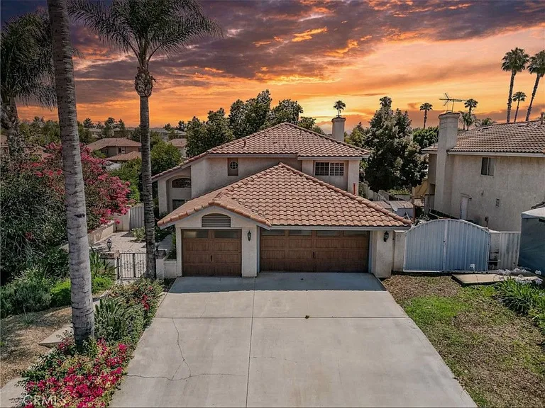 3177 Wicklow Dr — Photo 1