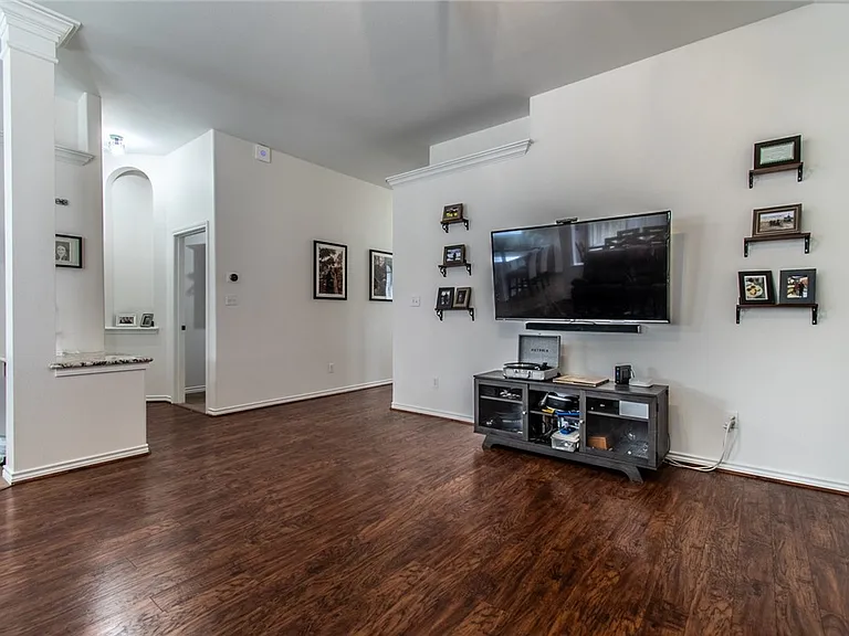 3810 Los Arroyos Dr — Photo 23