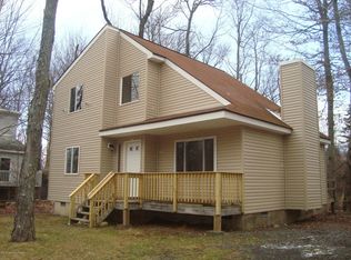 5409 Ridgefield Dr, Tobyhanna, PA 18466
