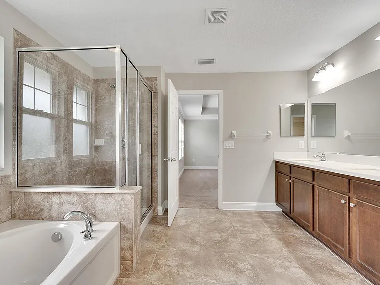 5320 Sagecrest Dr — Photo 27