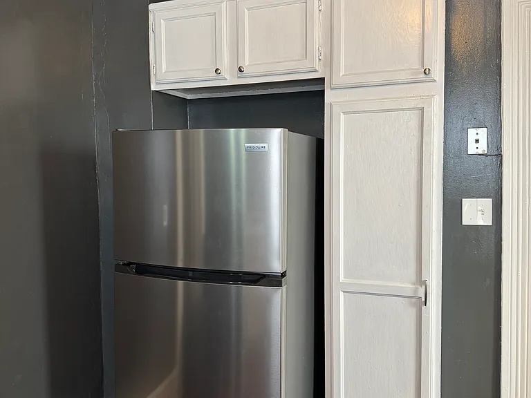 Kitchen- Refrigerator
