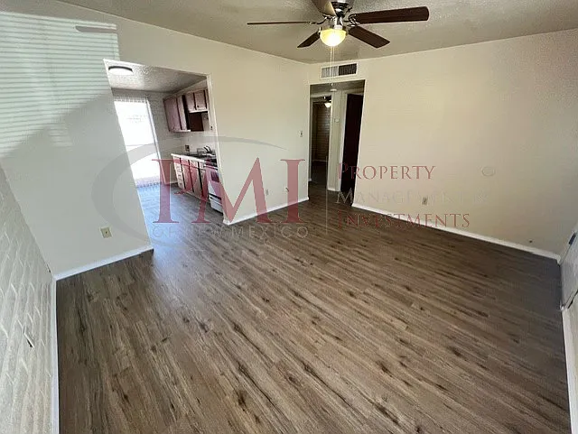 3321 Conlee Lane — Photo 4