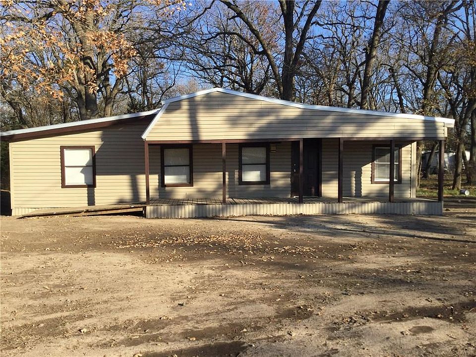 1st image of 10819 Cove Ln