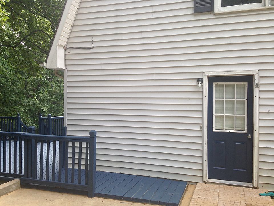 1st image of 55 Nicole Dr