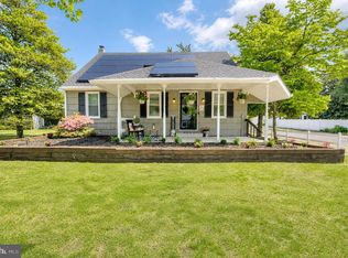 421 New Jersey Ave, National Park, NJ 08063