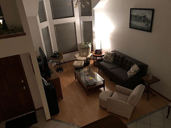 5th image of 4576 Loma Linda Cir