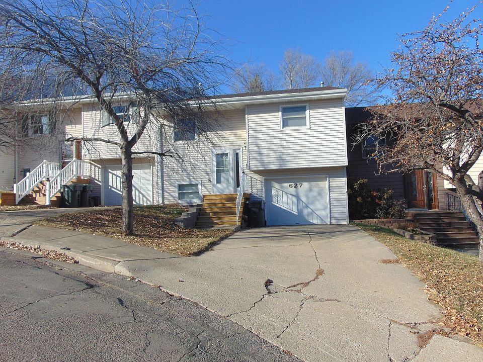 1st image of 627 Craig Dr NW