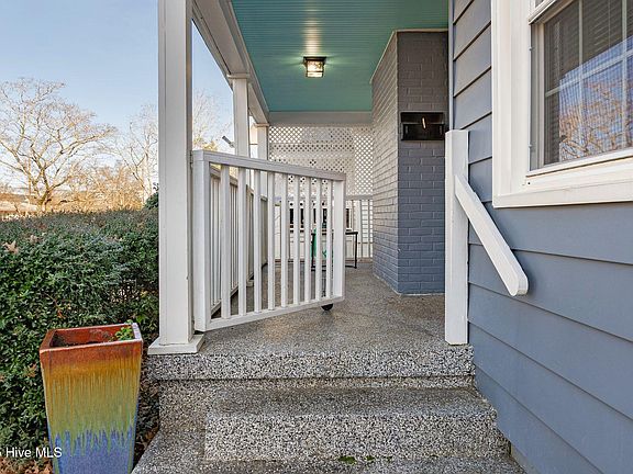 3rd image of 1409 Rhem Avenue