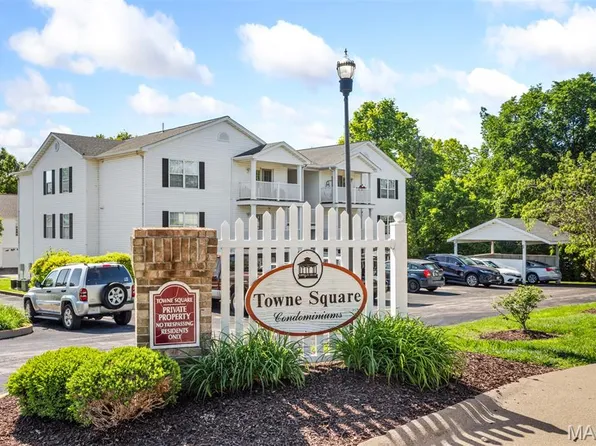 100 Towne Square Ct APT B, Eureka, MO 63025