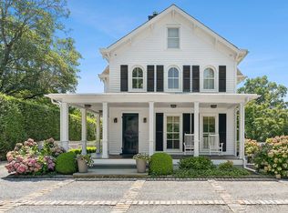 232 Hill St, Southampton, NY 11968