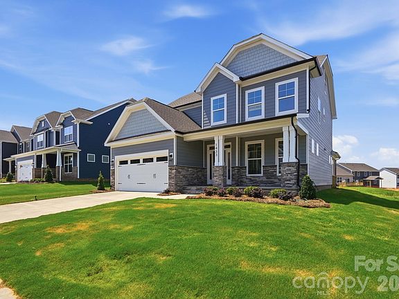 2nd image of 1433 Crooked Stick Dr