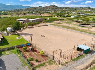 7450 E Coyote Trl, Cornville, AZ 86325
