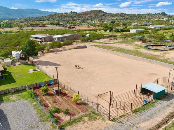 7450 E Coyote Trail, Cornville, AZ 86325