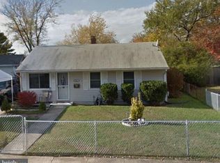 834 Shelby Dr, Oxon Hill, MD 20745