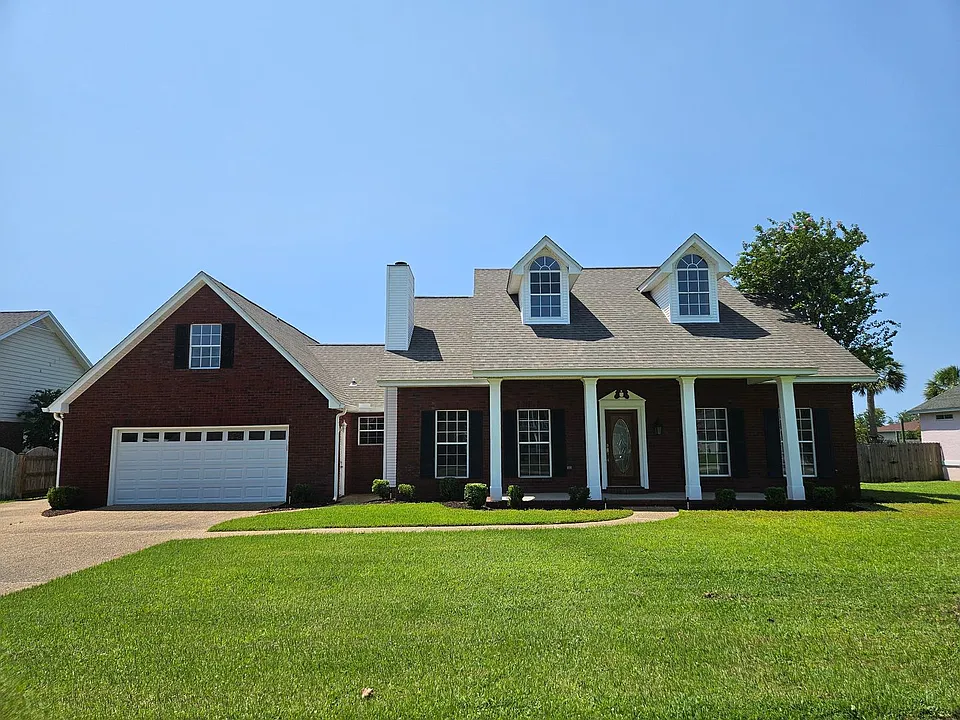 2103 Coral Dr