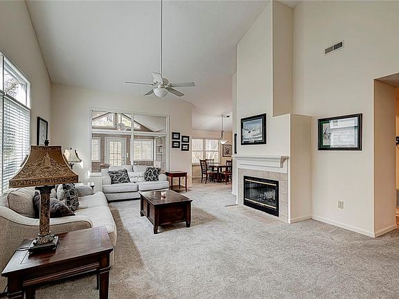 2nd image of 2116 Fahey Dr