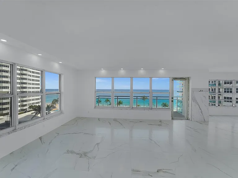 3900 Galt Ocean Dr #511 — Photo 2
