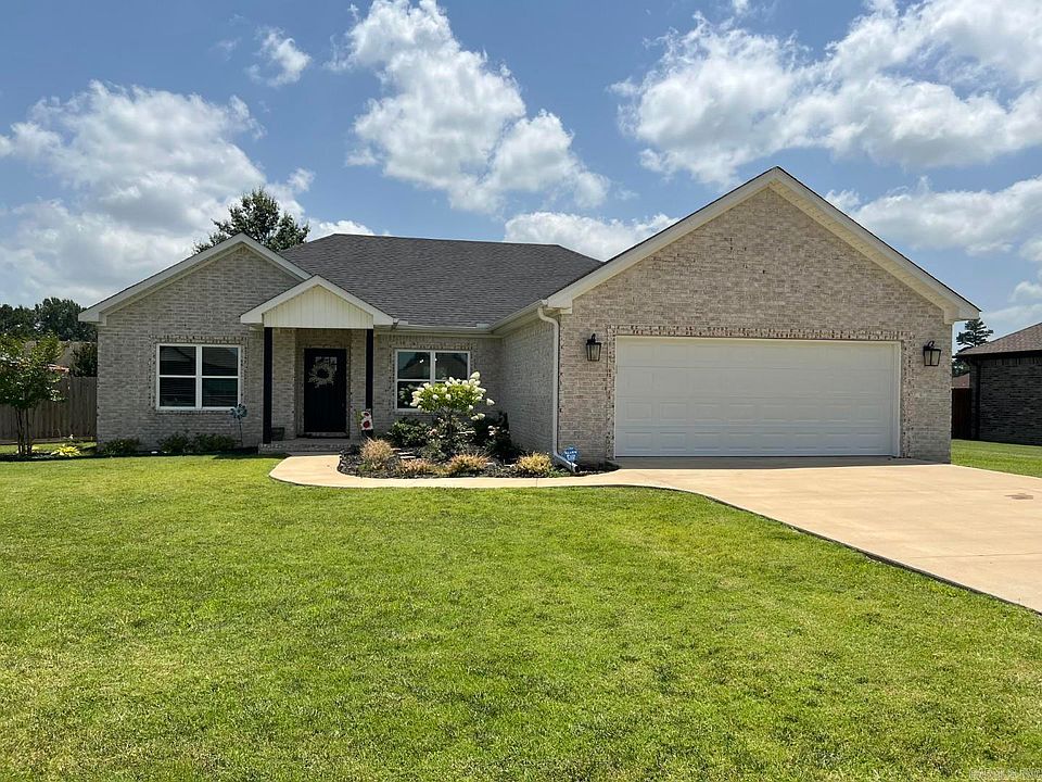 1st image of 1229 Stella Ln