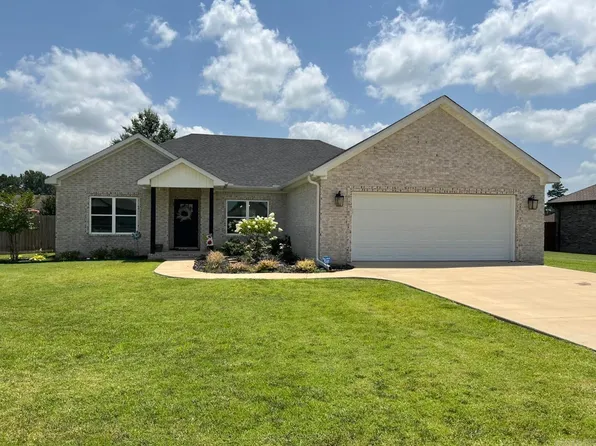 1229 Stella Ln, Trumann, AR 72472