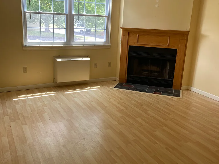 41 Crystal Ln #B — Photo 16