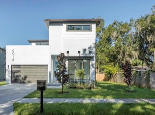 2722 N Essex Ct, Tampa, FL 33602