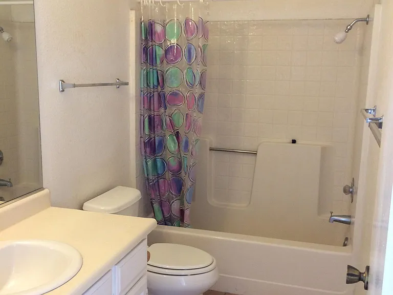 104 Harris Cir — Photo 9