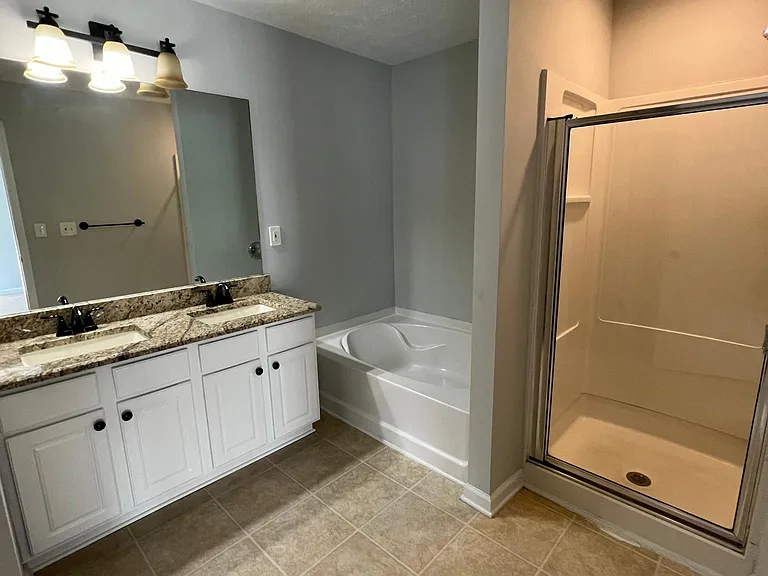 1579 River Main Ct — Photo 7