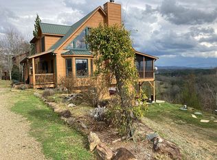 220 Waters Edge Run, Murphy, NC 28906
