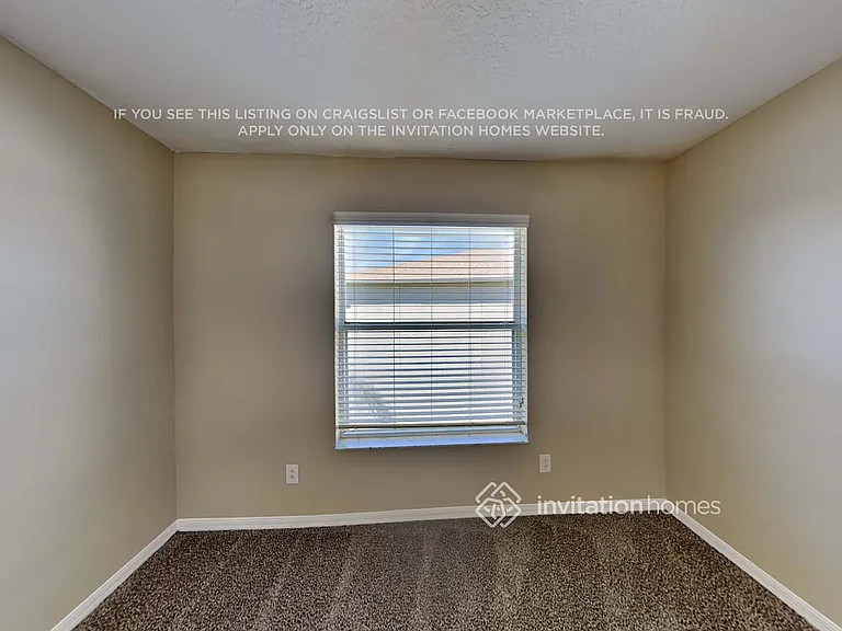 17745 Ayrshire Blvd — Photo 12
