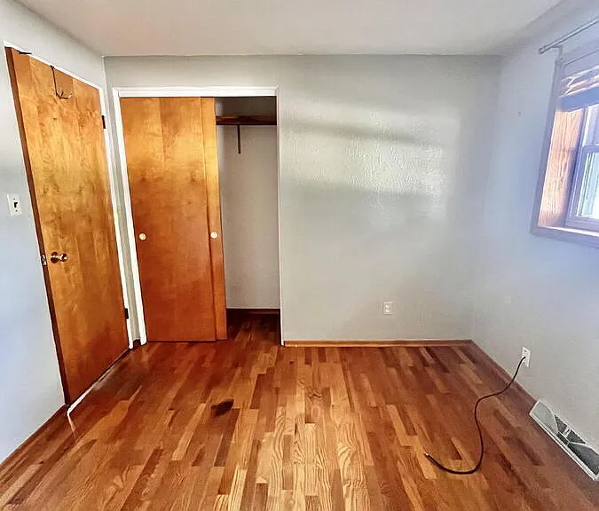 2204 Bainbridge Rd — Photo 26