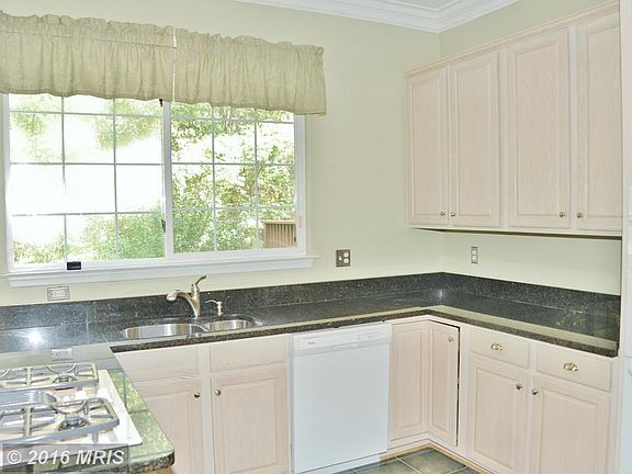 3rd image of 5524 Jowett Ct