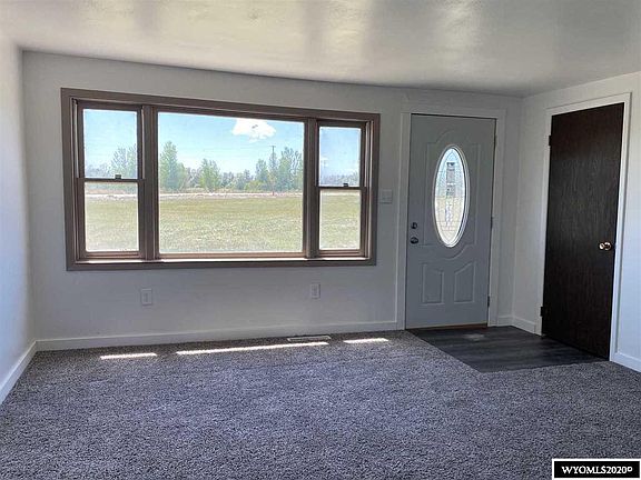 4th image of 10 Oriole Ln