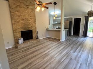 510 Parkview Rd NW #B, Fort Walton Beach, FL 32547