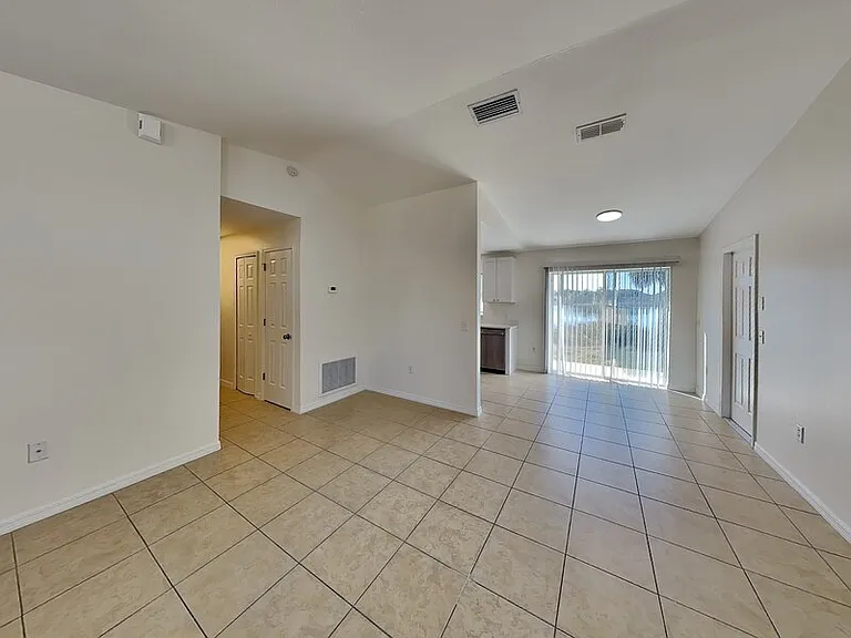 374 Willow Song Ct — Photo 15
