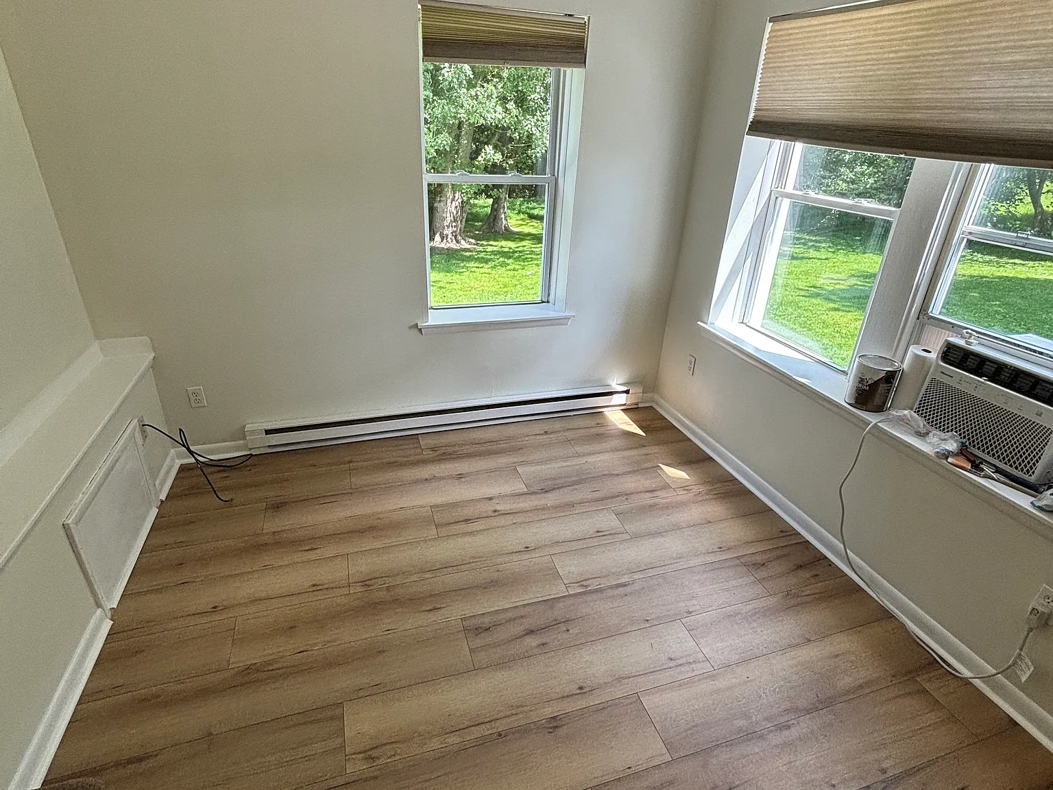 1 bed, 260 sqft, $1,095 — Photo 3
