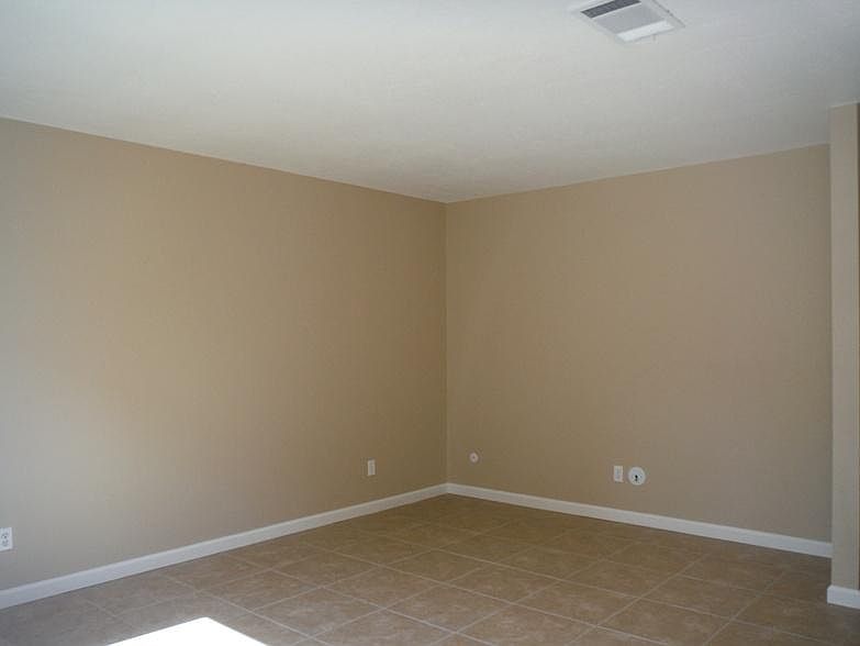 1st image of 210 W Ivy St APT C