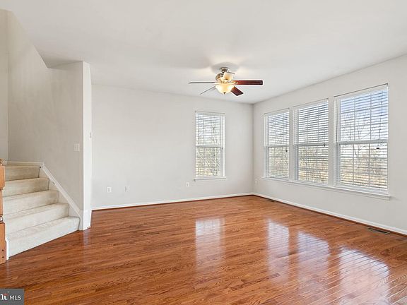 4th image of 9766 Corbett Cir