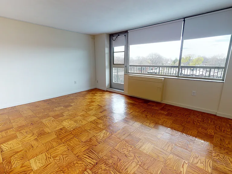 17 Monmouth Ct #N — Photo 2